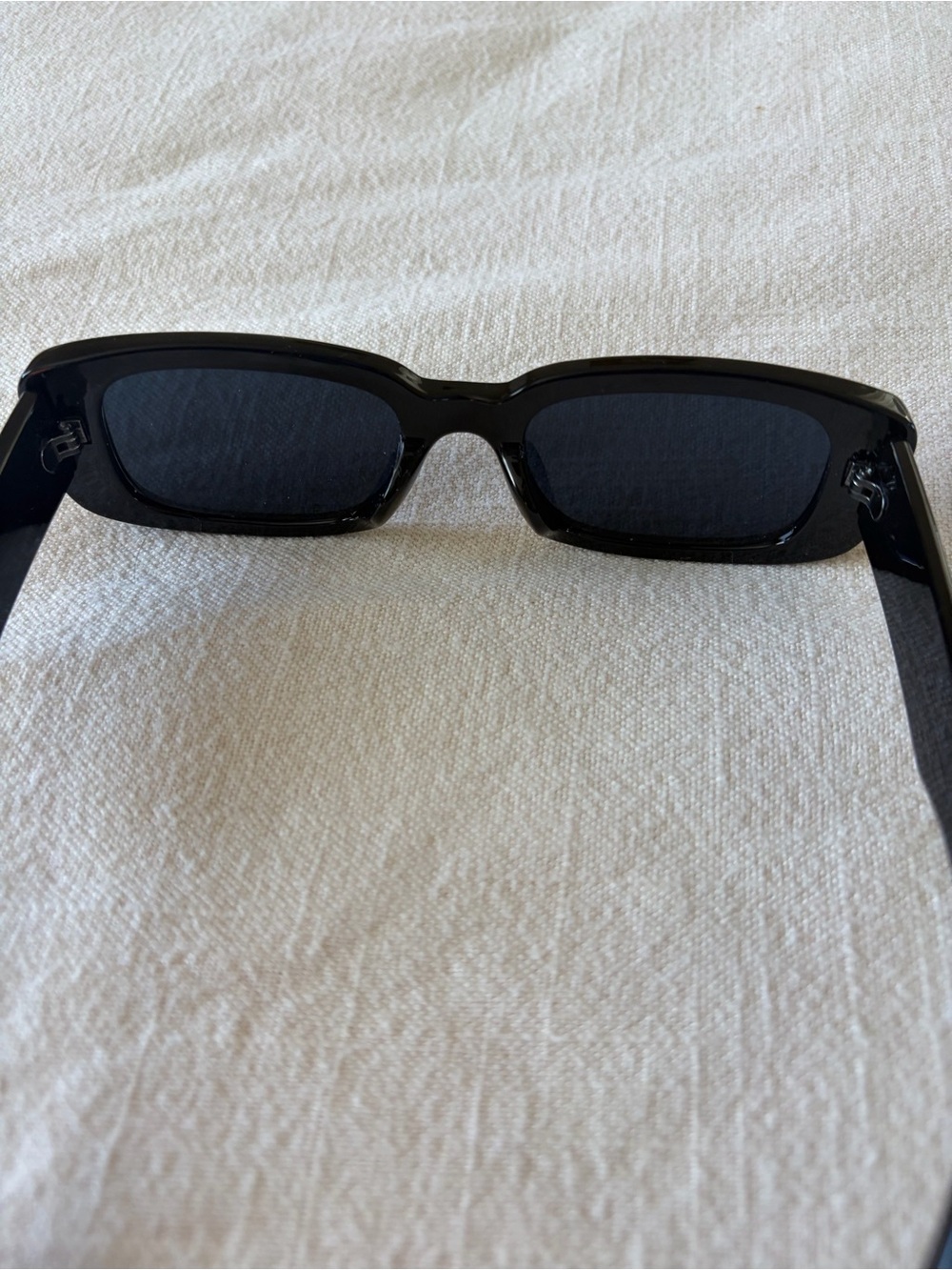 Sunglasses | Classic Rectangular Black Sunglasses - Picture 5 of 6